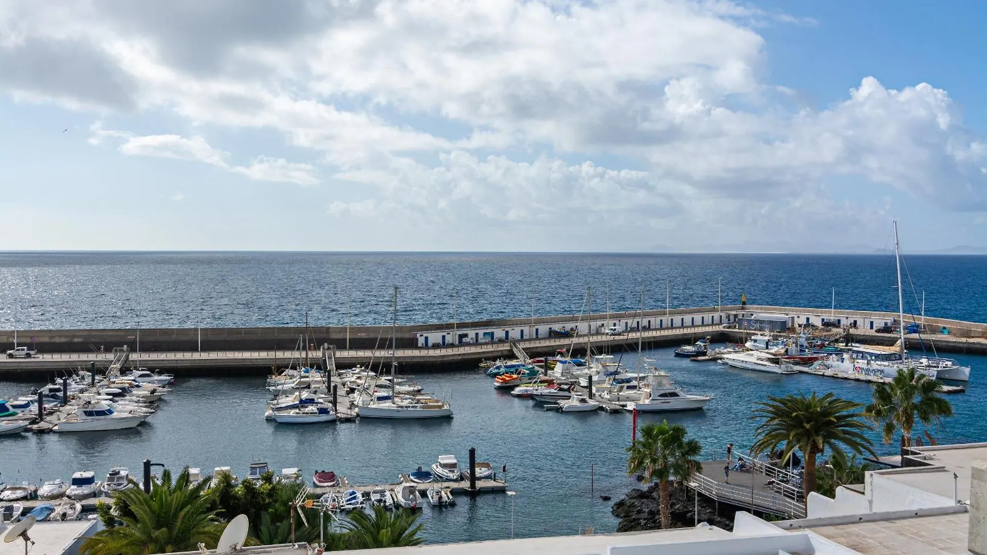 Apartment 2Br Memela Dream Home - Modern & Seaviews Puerto del Carmen