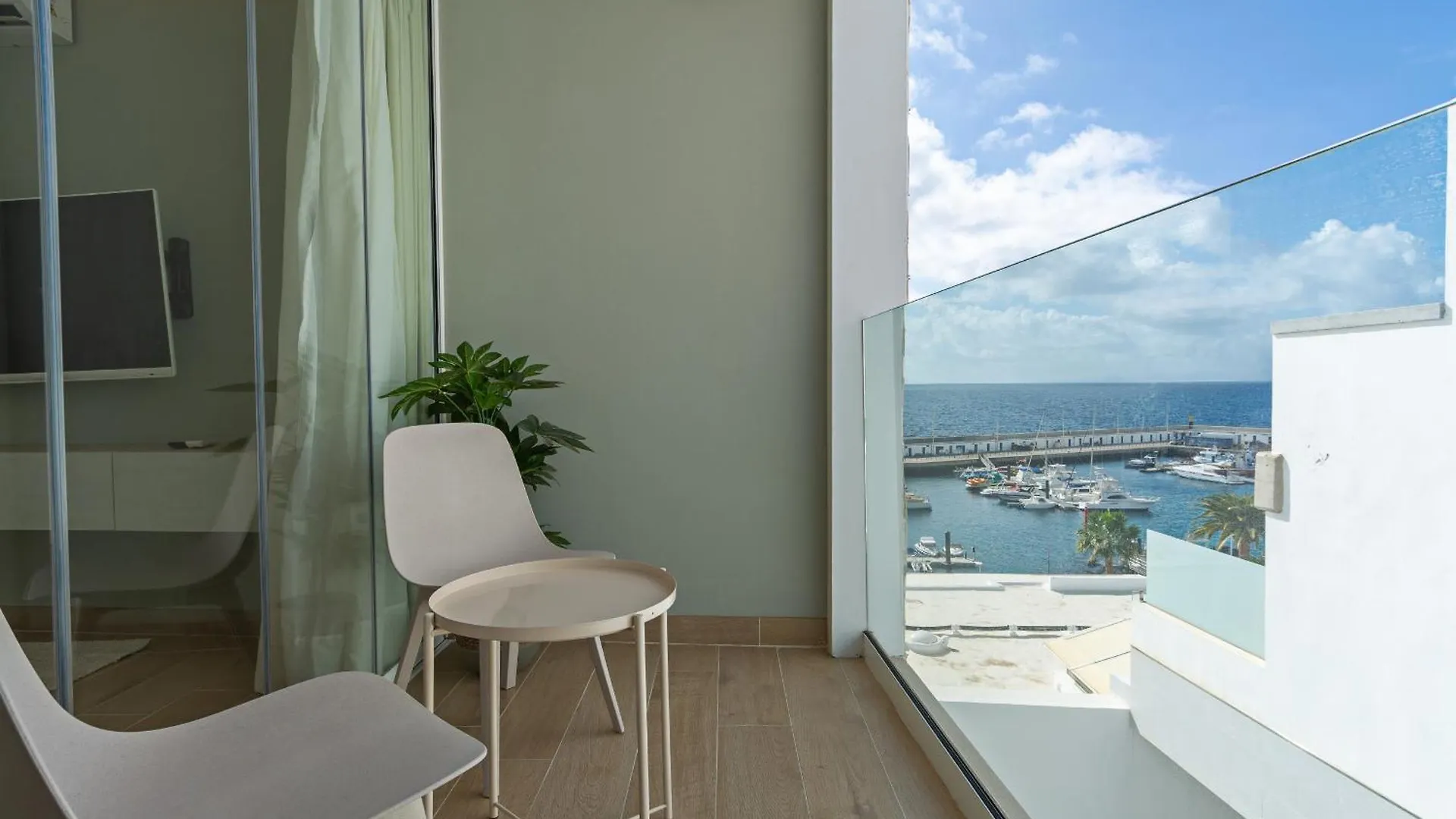 2Br Memela Dream Home - Modern & Seaviews Puerto del Carmen