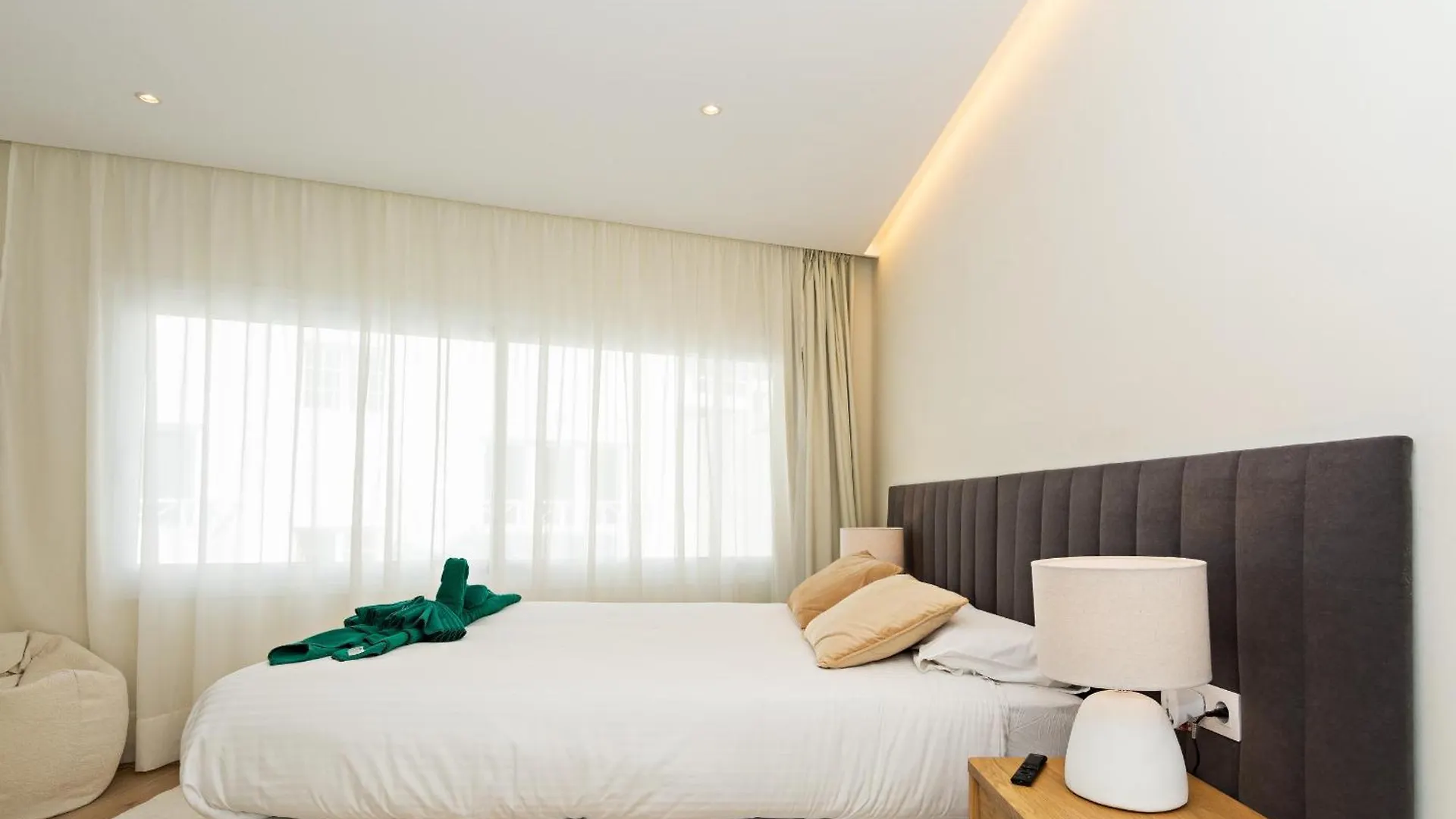 2Br Memela Dream Home - Modern & Seaviews Puerto del Carmen  0*, Puerto del Carmen (Lanzarote)
