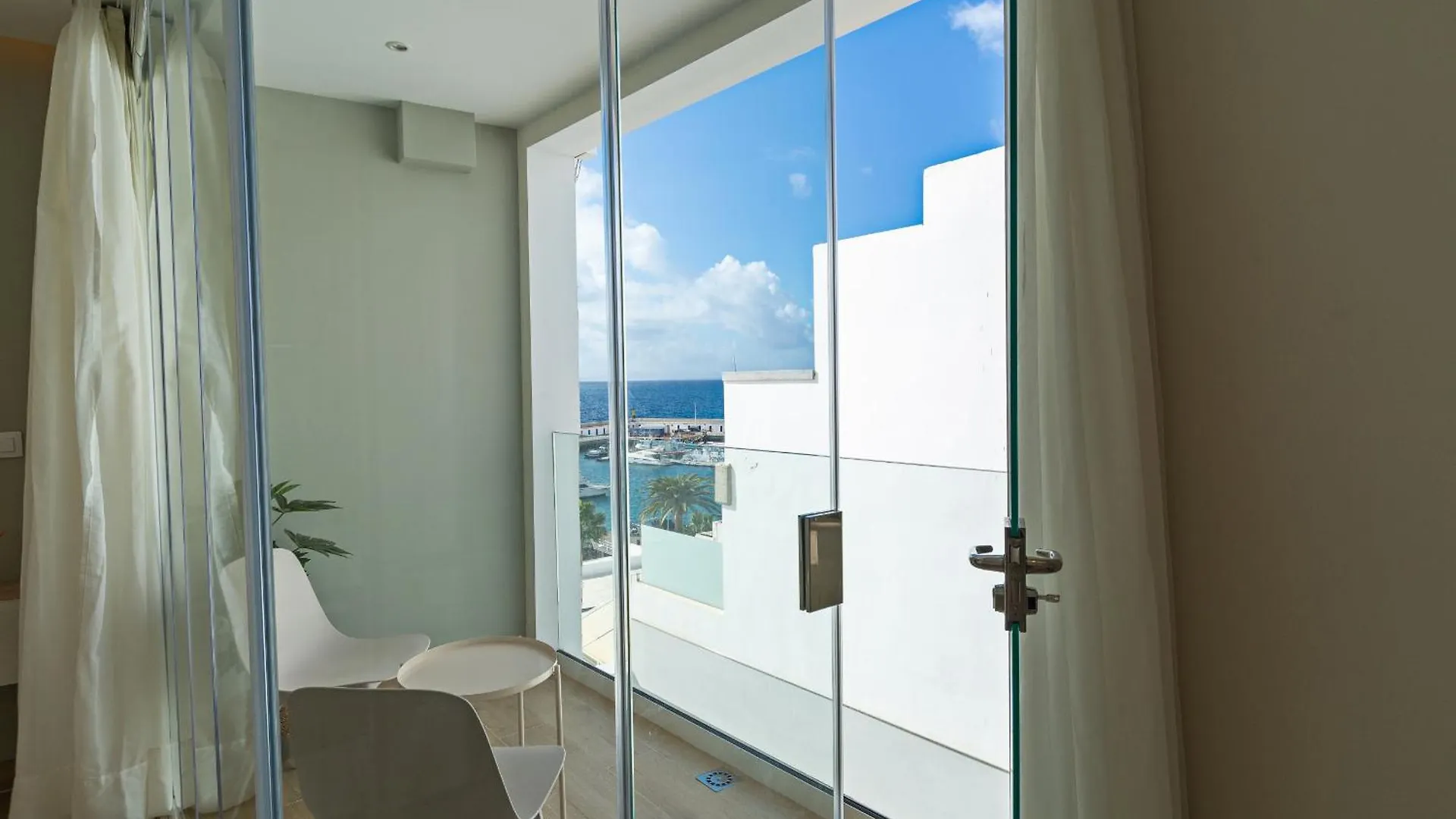 Apartment 2Br Memela Dream Home - Modern & Seaviews Puerto del Carmen  Spain